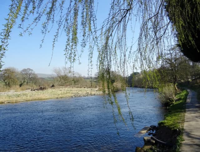 The River Lune flowing through the valley at Kirkby Lonsdale, Cumbria, near the Lancashire border.