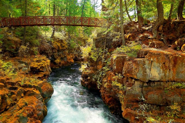 Rogue River — File:Rogue River Oregon USA.jpg