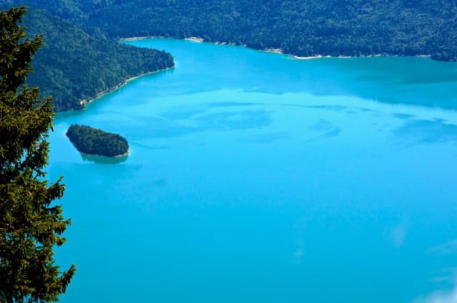 Walchensee — Walchensee mit Insel Sassau