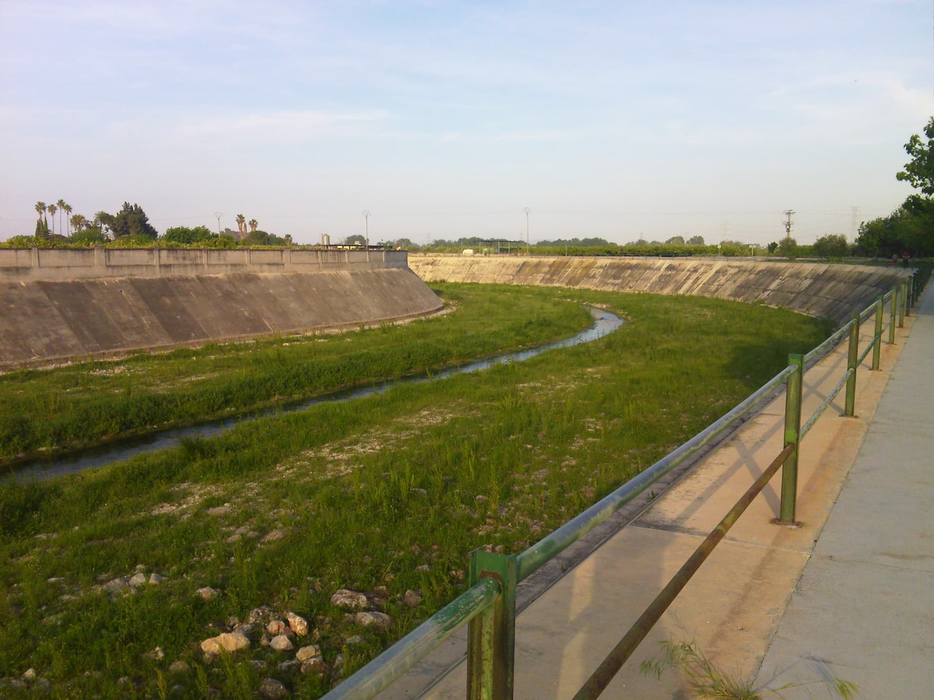 Río magro en Algemesí