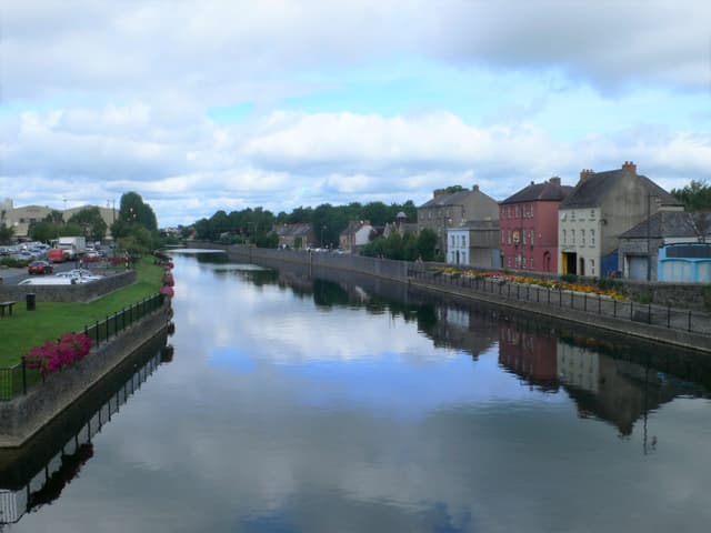 River Nore flowing through Kilkenny city centre near the Grey Friary.