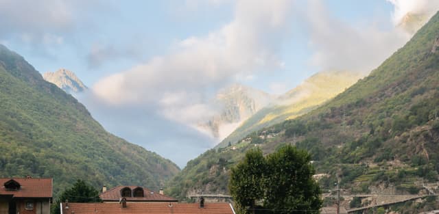 Ayasse valley from Bard
