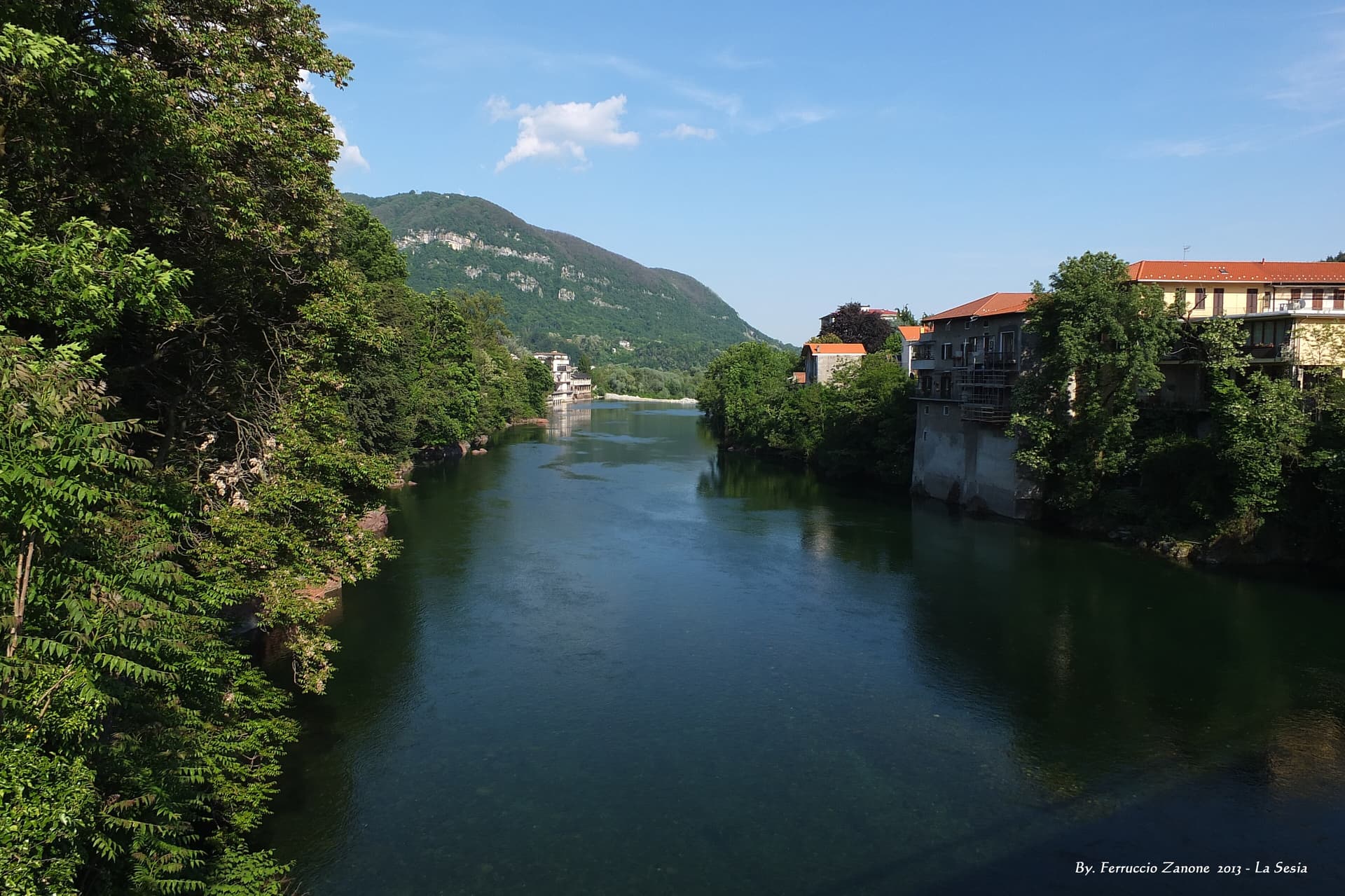 River Sesia in Borgosesia, Piemonte, Italia