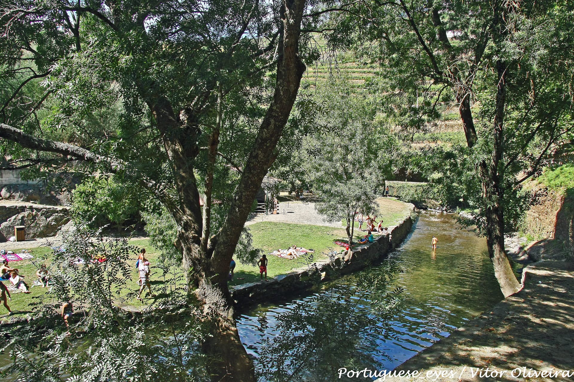 Rio Teixeira - Praia Fluvial de Mesão Frio - Portugal