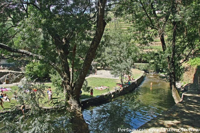 Rio Teixeira - Praia Fluvial de Mesão Frio - Portugal