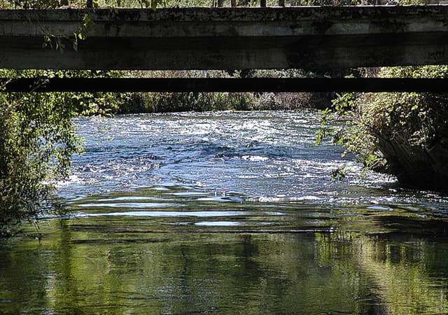 Fiume Tirino 01