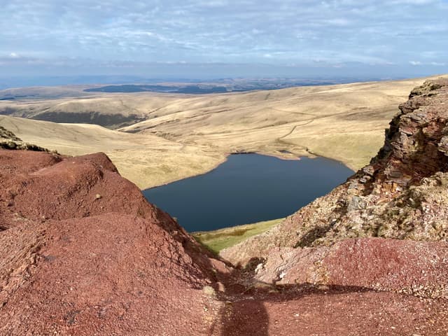 Llyn y Fan Fach - geograph.org.uk - 6773715