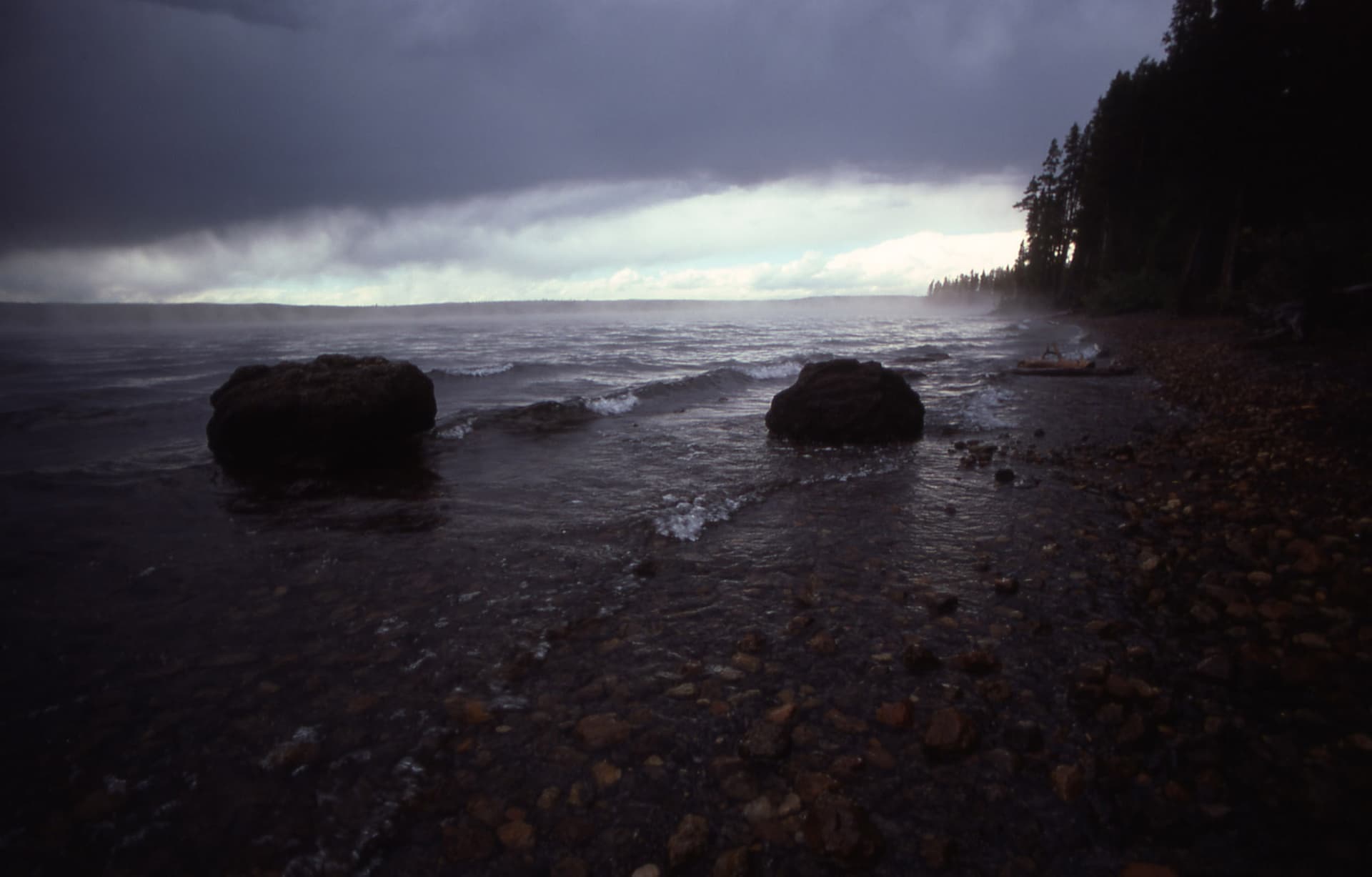 Lewis lake