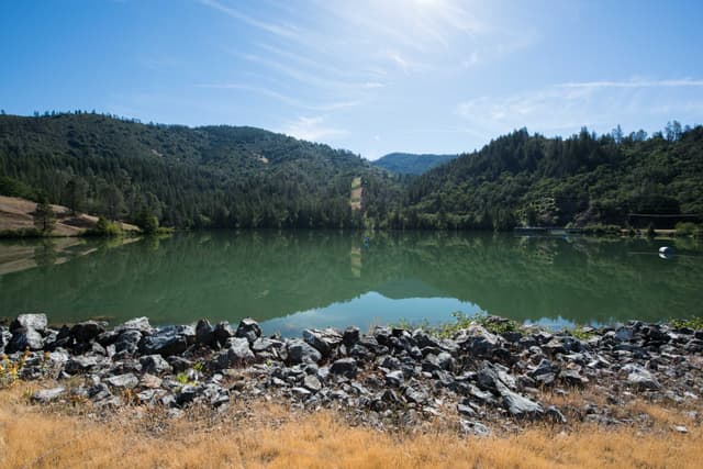 B1741-800-14 Lewiston Lake