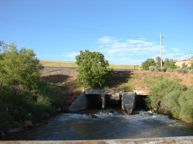 Diamond Fork flowing under railroad tracks, Jul 15