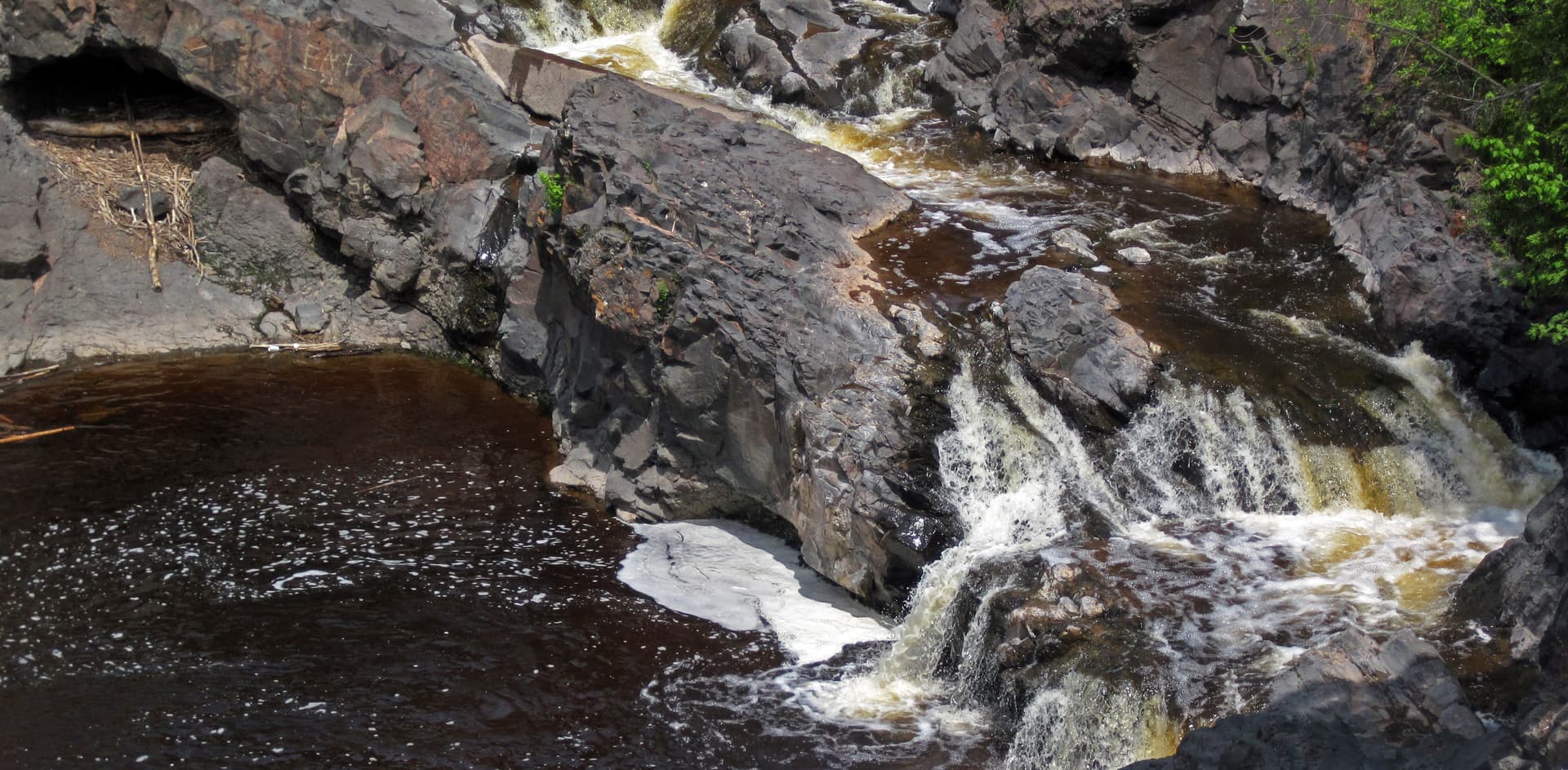 Lester River & Japp Hole Falls (Lester Park, Minnesota, USA)